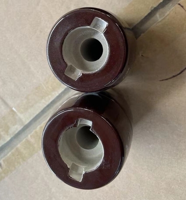 OEM van CEI Standaardporseleintransformator die Bruine Verglaasde 200A ringen