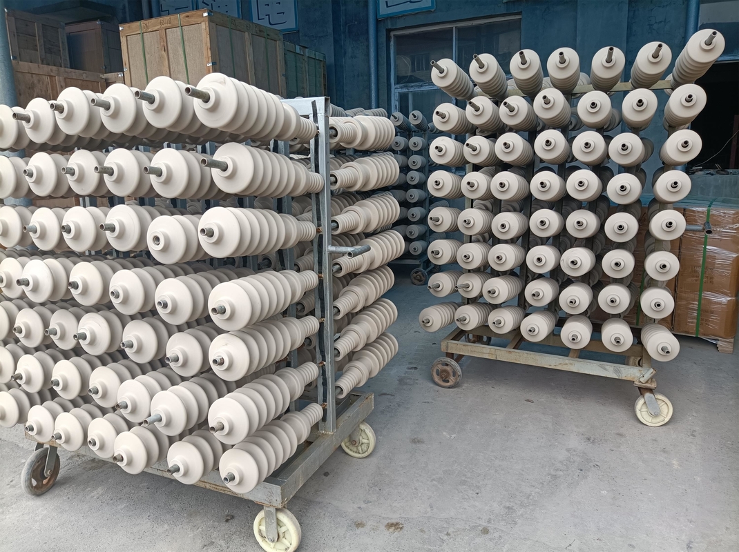 Van het de Transformatorporselein van CEI de Standaard de Rings150kv Impuls weerstaat Voltage