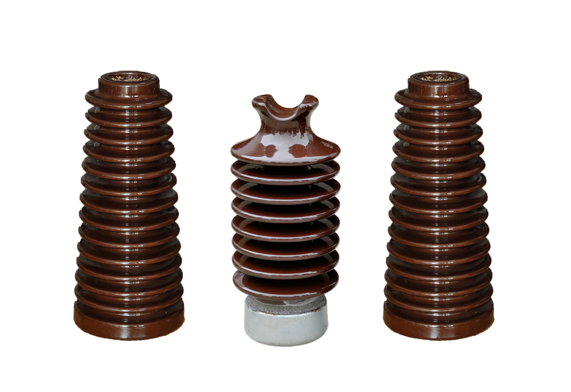 De bruine 381mm Postisolatie van het hoogte12.5kn Porselein voor Electric Power-Distributie
