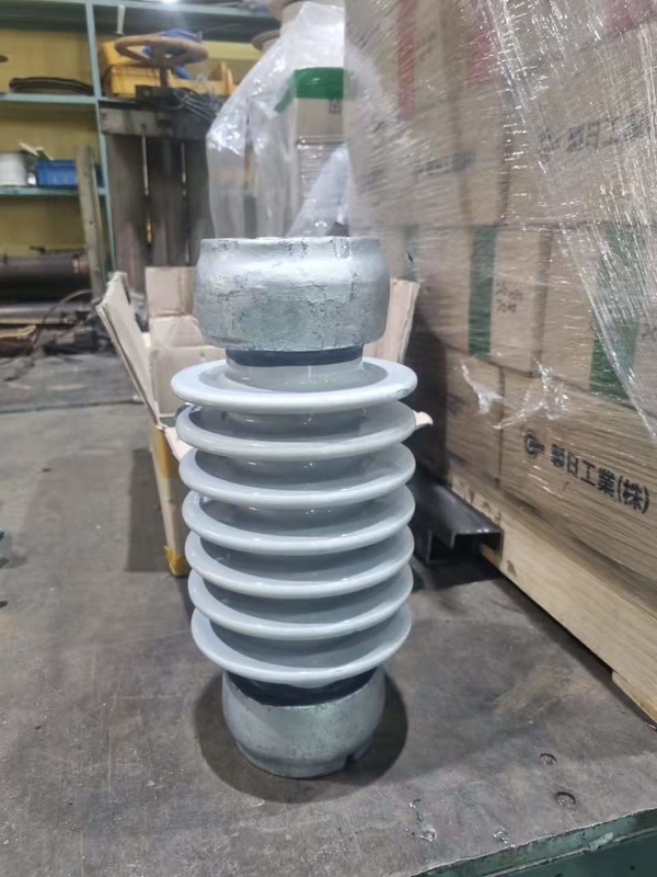 Gray Glazed Station Post Electrical-ANSI RT-208 OEM van de Porseleinisolatie 8.9kN